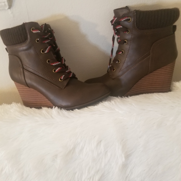 Ankle boots - Picture 3 of 4